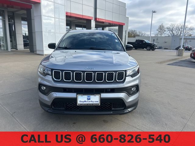 2023 Jeep Compass Latitude Lux