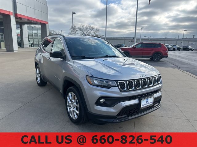 2023 Jeep Compass Latitude Lux