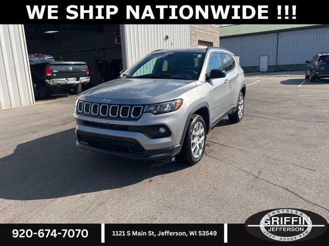 2023 Jeep Compass Latitude Lux