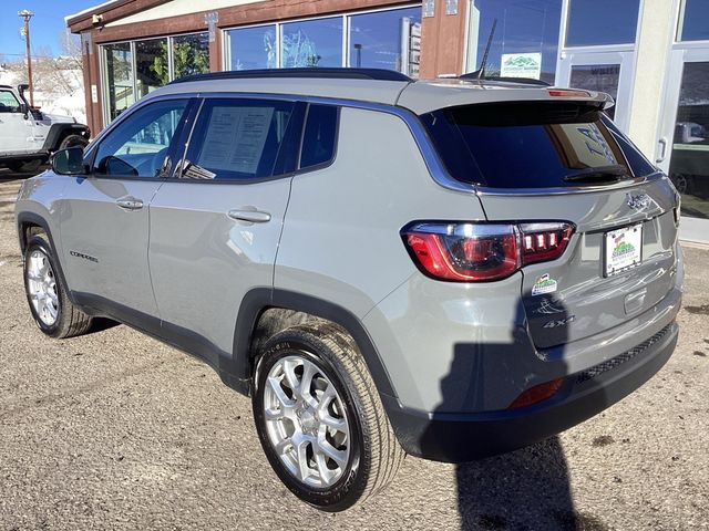 2023 Jeep Compass Latitude Lux