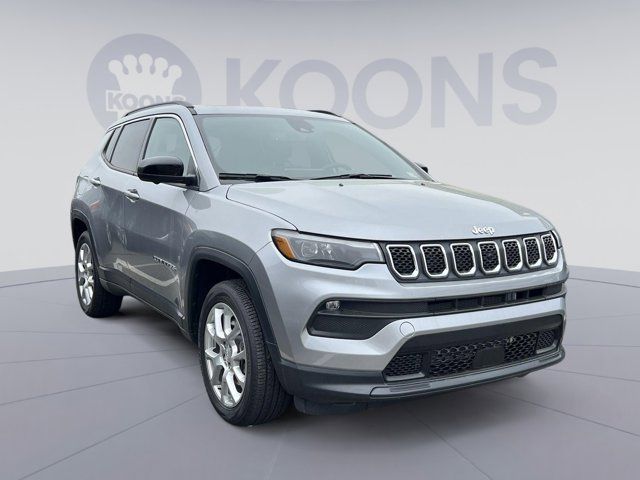 2023 Jeep Compass Latitude Lux