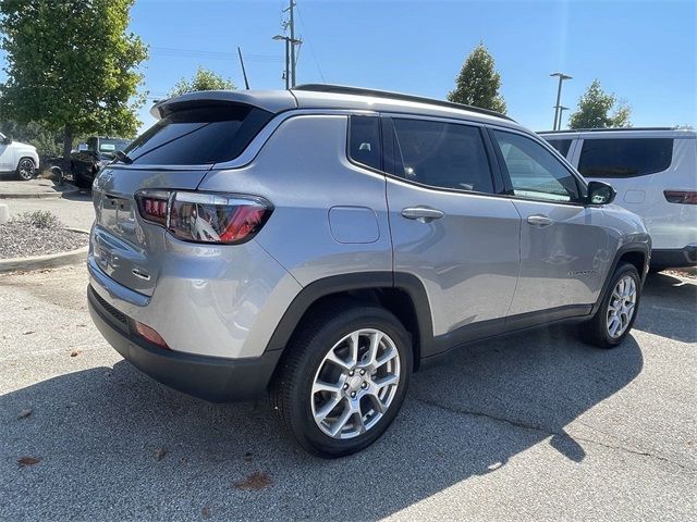 2023 Jeep Compass Latitude Lux