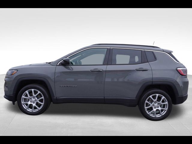 2023 Jeep Compass Latitude Lux