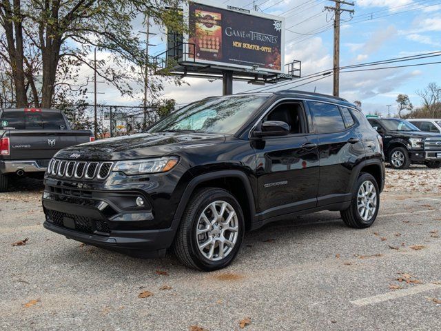 2023 Jeep Compass Latitude Lux