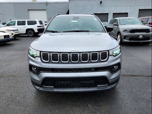 2023 Jeep Compass Latitude Lux