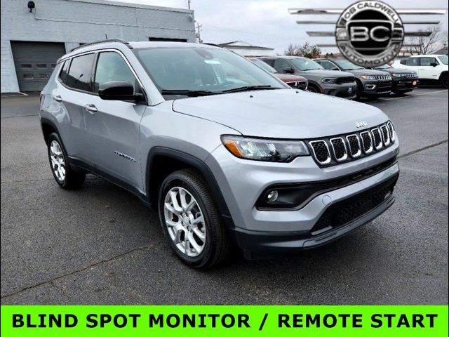 2023 Jeep Compass Latitude Lux