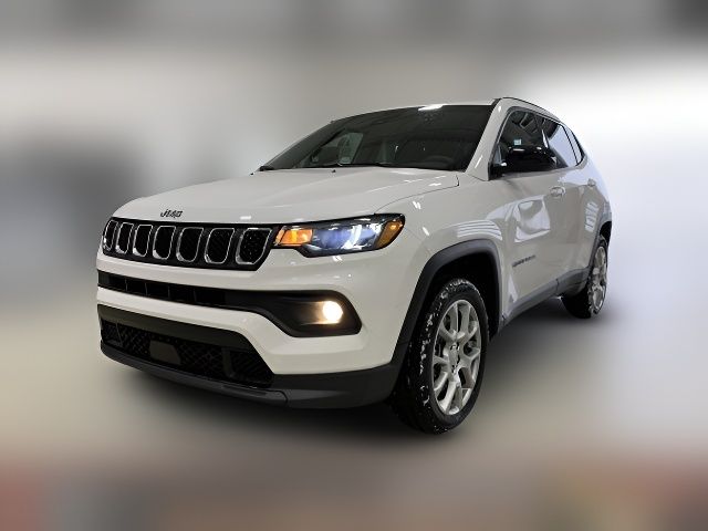 2023 Jeep Compass Latitude Lux