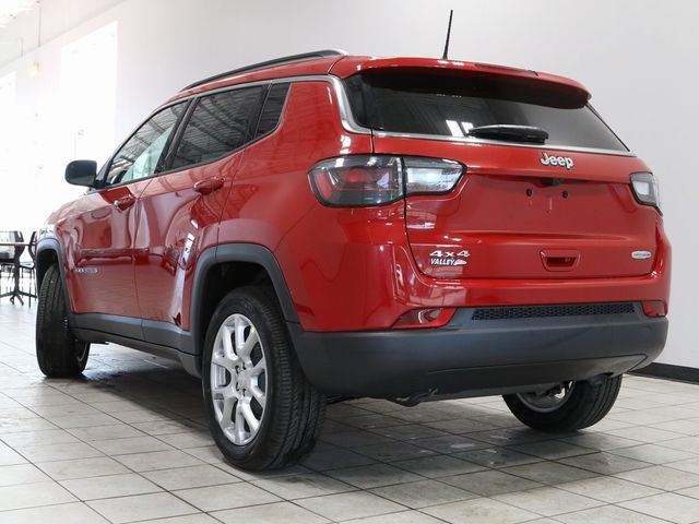 2023 Jeep Compass Latitude Lux