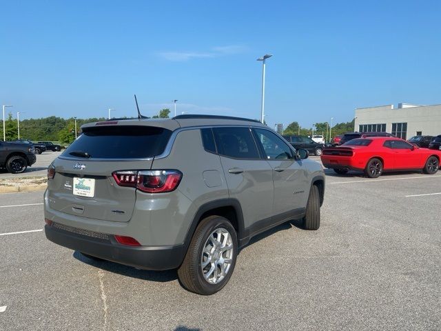 2023 Jeep Compass Latitude Lux