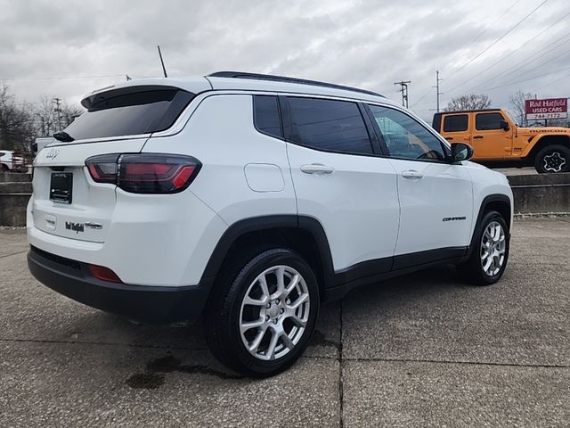 2023 Jeep Compass Latitude Lux