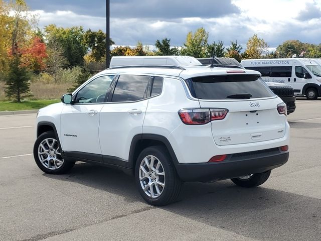 2023 Jeep Compass Latitude Lux