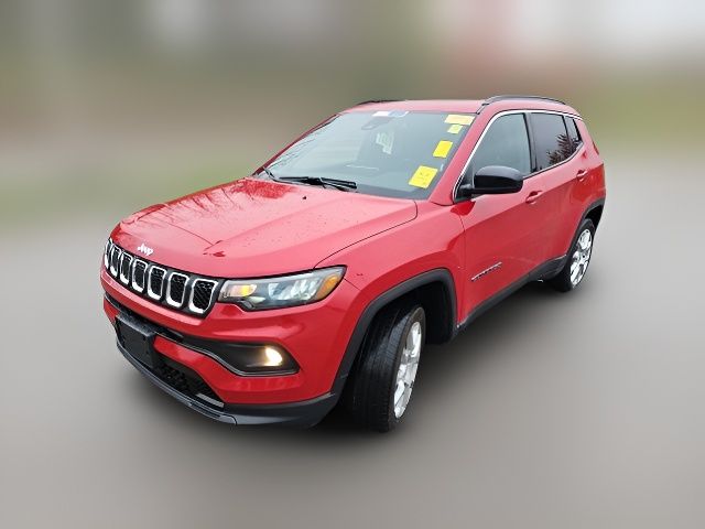 2023 Jeep Compass Latitude Lux