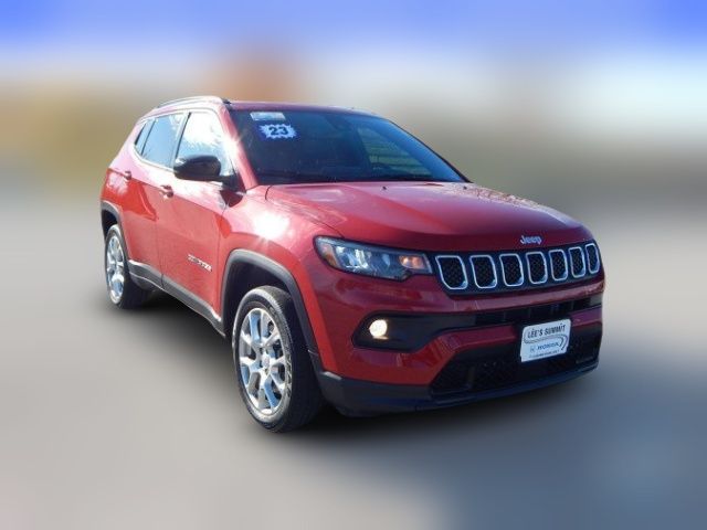 2023 Jeep Compass Latitude Lux