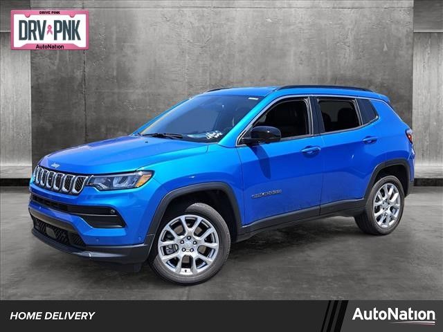 2023 Jeep Compass Latitude Lux