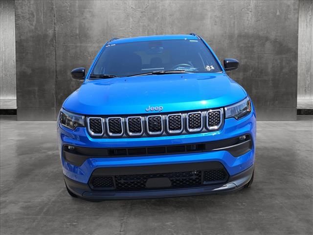 2023 Jeep Compass Latitude Lux