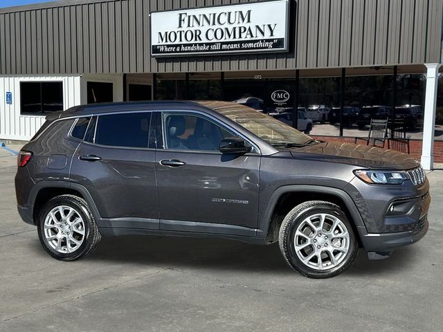 2023 Jeep Compass Latitude Lux