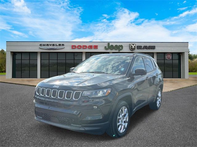 2023 Jeep Compass Latitude Lux