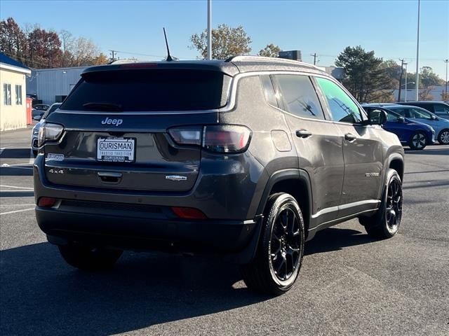 2023 Jeep Compass Latitude Lux