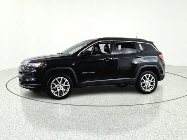 2023 Jeep Compass Latitude Lux
