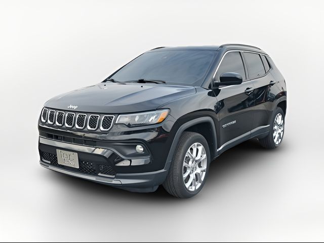 2023 Jeep Compass Latitude Lux