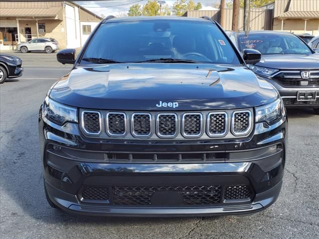 2023 Jeep Compass Latitude Lux