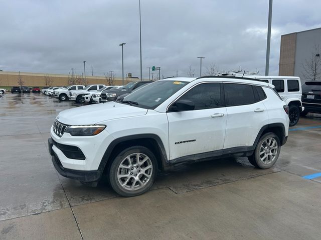 2023 Jeep Compass Latitude Lux