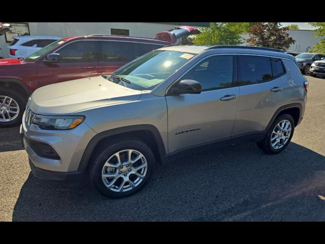 2023 Jeep Compass Latitude Lux