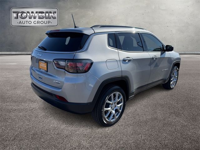 2023 Jeep Compass Latitude Lux