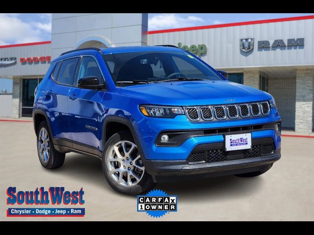 2023 Jeep Compass Latitude Lux