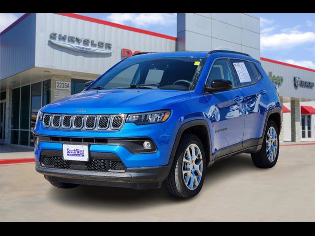 2023 Jeep Compass Latitude Lux