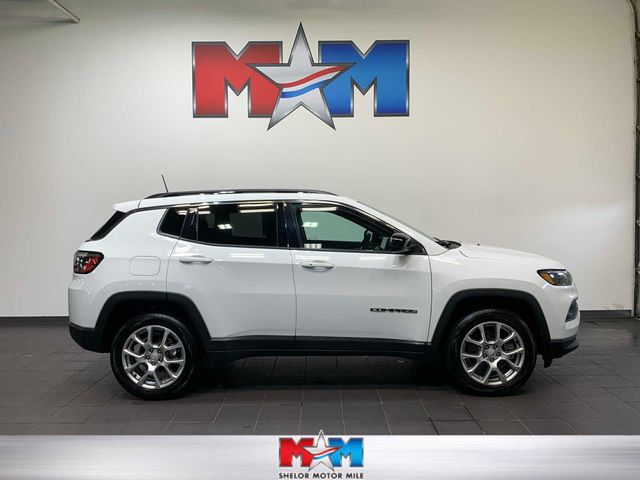 2023 Jeep Compass Latitude Lux