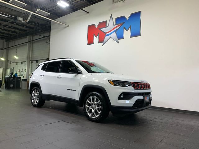 2023 Jeep Compass Latitude Lux