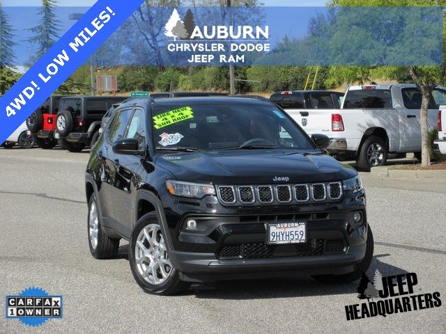 2023 Jeep Compass Latitude Lux