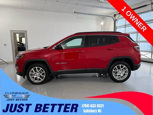 2023 Jeep Compass Latitude Lux