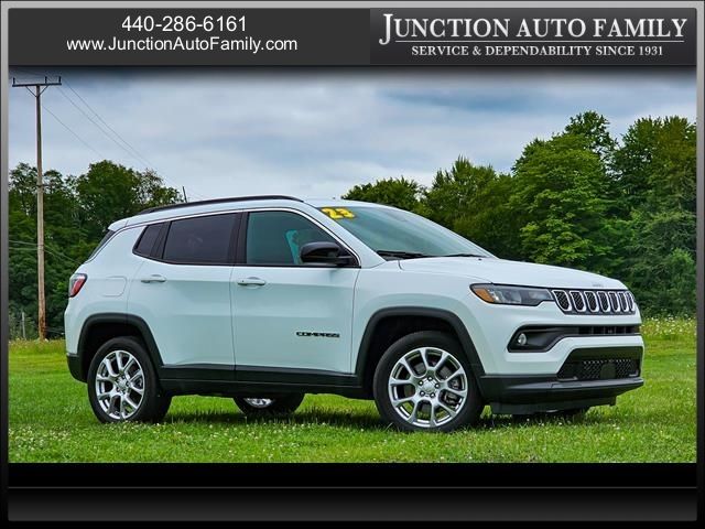 2023 Jeep Compass Latitude Lux