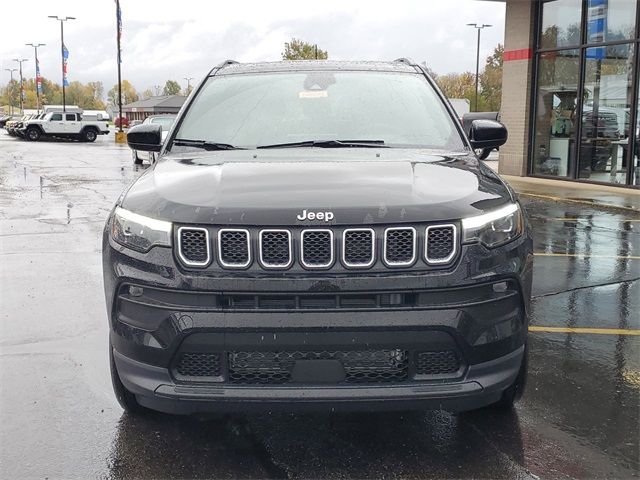 2023 Jeep Compass Latitude Lux