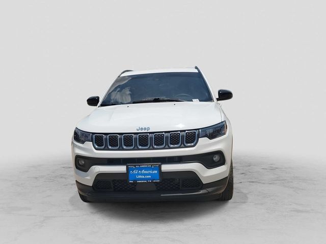 2023 Jeep Compass Latitude Lux
