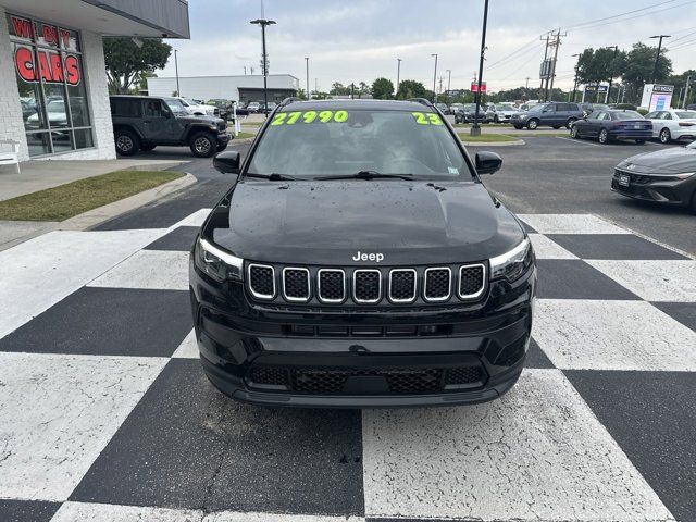 2023 Jeep Compass Latitude Lux