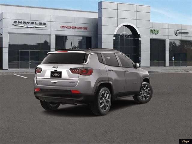 2023 Jeep Compass Latitude Lux