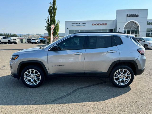 2023 Jeep Compass Latitude Lux