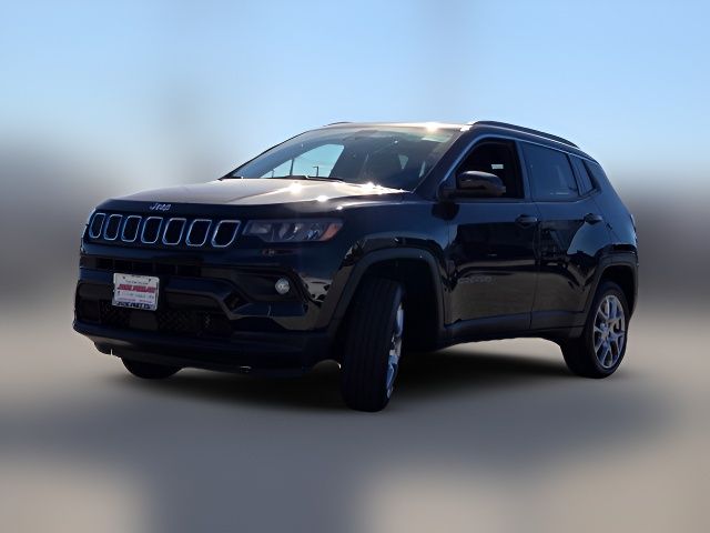 2023 Jeep Compass Latitude Lux