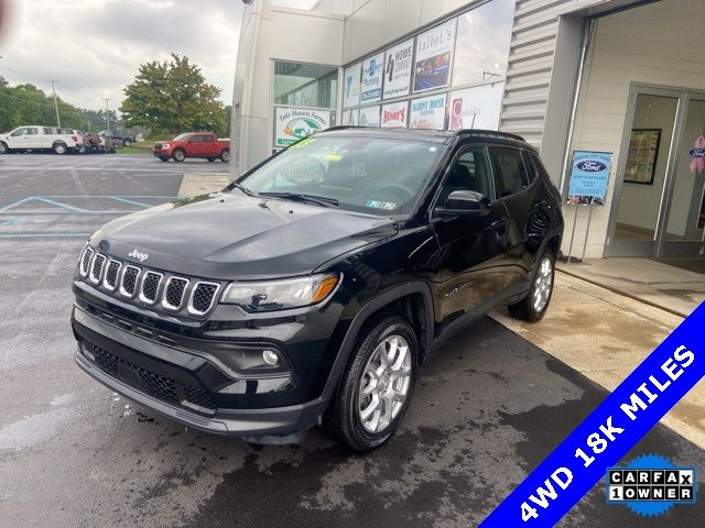 2023 Jeep Compass Latitude Lux