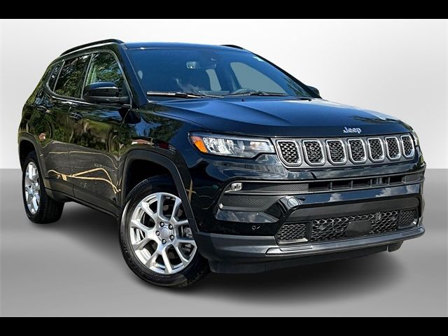 2023 Jeep Compass Latitude Lux