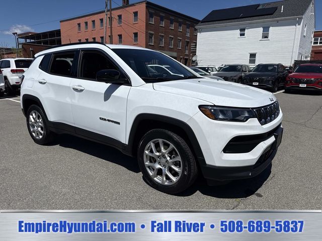2023 Jeep Compass Latitude Lux