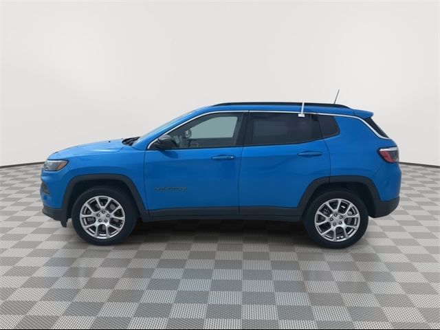 2023 Jeep Compass Latitude Lux