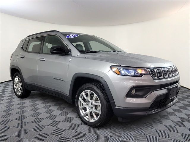 2023 Jeep Compass Latitude Lux