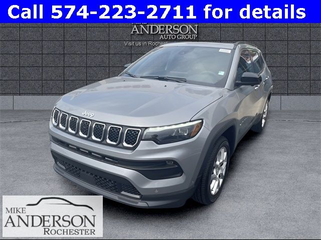 2023 Jeep Compass Latitude Lux