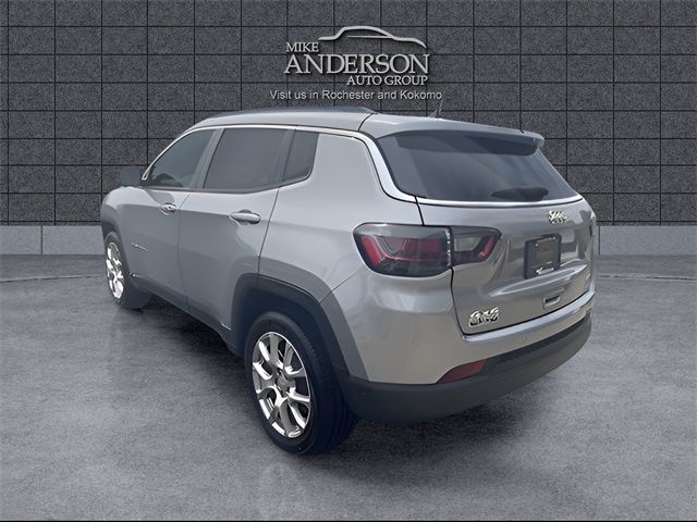 2023 Jeep Compass Latitude Lux