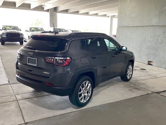 2023 Jeep Compass Latitude Lux