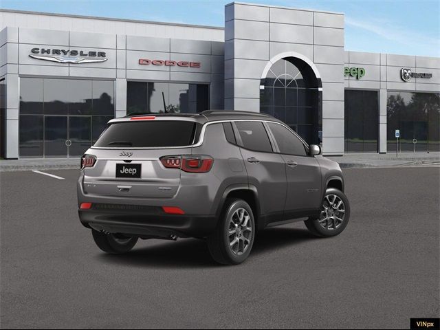 2023 Jeep Compass Latitude Lux